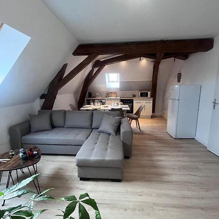 L'Evasion Urbaine - Parking Gratuit - Entree Autonome - Wifi Lägenhet Châtellerault Exteriör bild